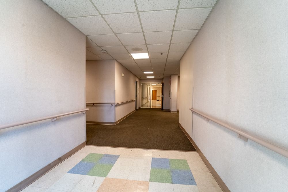 Veterans Affairs Outpatient Clinic: 351 Hartnell Ave, Redding, CA 96002